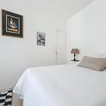 Cozy Studio In The Heart Of Oberkampf